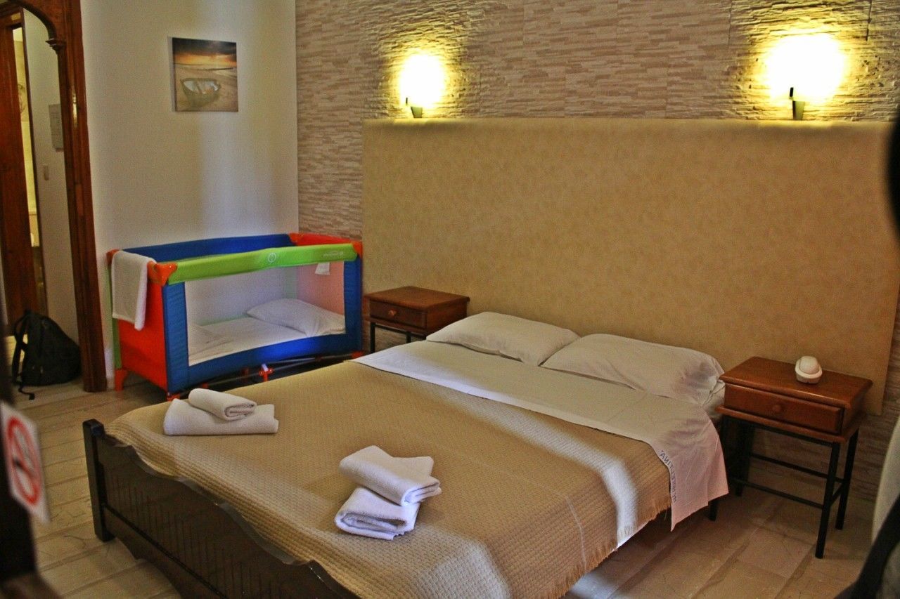 Tina Hotel Limni Phòng bức ảnh