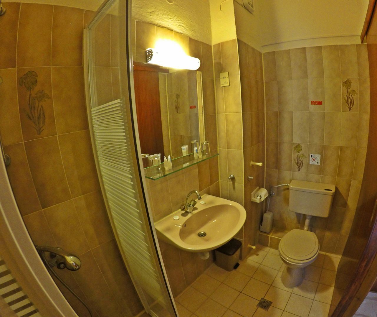 Tina Hotel Limni  Phòng bức ảnh
