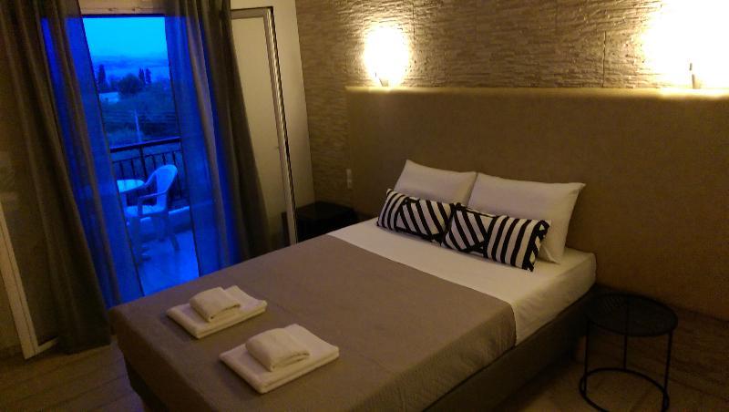 Tina Hotel Limni  Ngoại thất bức ảnh